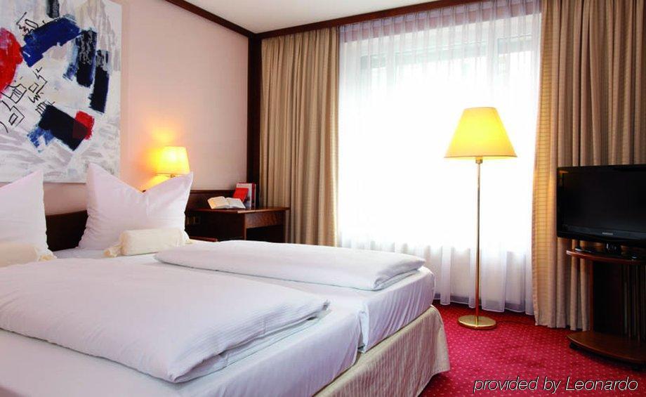 ลีฟวิง โฮเต็ล กรอสเซอร์ คูร์เฟือร์สท Hotel เบอร์ลิน ห้อง รูปภาพ