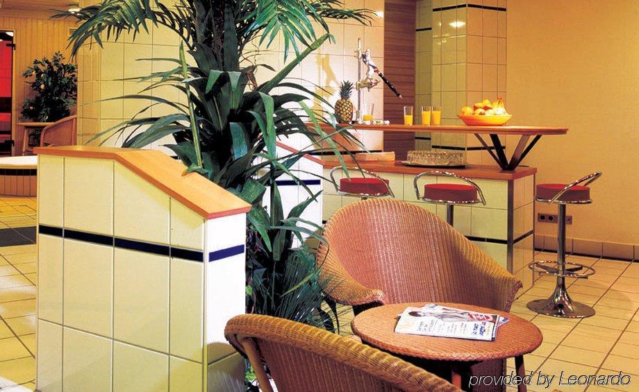 ลีฟวิง โฮเต็ล กรอสเซอร์ คูร์เฟือร์สท Hotel เบอร์ลิน ร้านอาหาร รูปภาพ