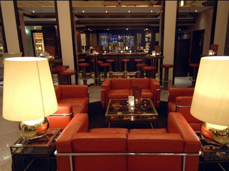 ลีฟวิง โฮเต็ล กรอสเซอร์ คูร์เฟือร์สท Hotel เบอร์ลิน ภายนอก รูปภาพ