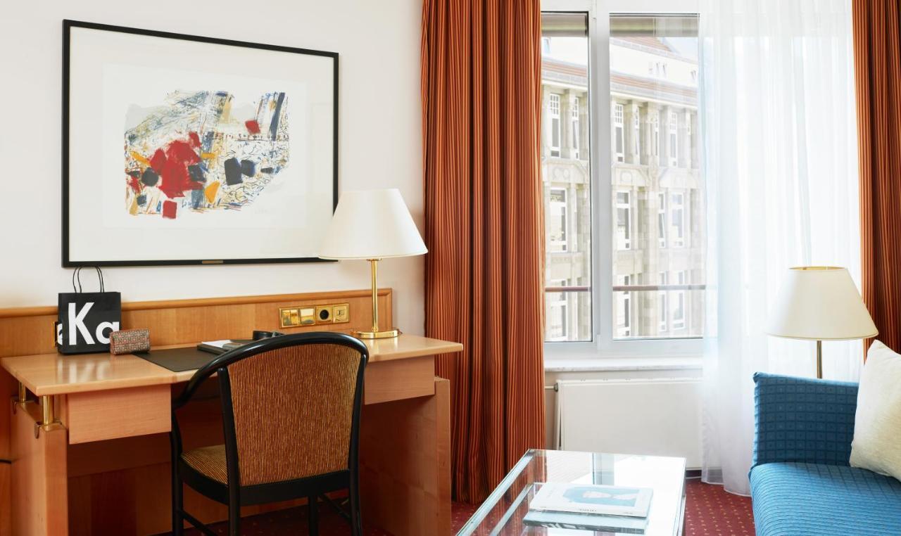ลีฟวิง โฮเต็ล กรอสเซอร์ คูร์เฟือร์สท Hotel เบอร์ลิน ภายนอก รูปภาพ