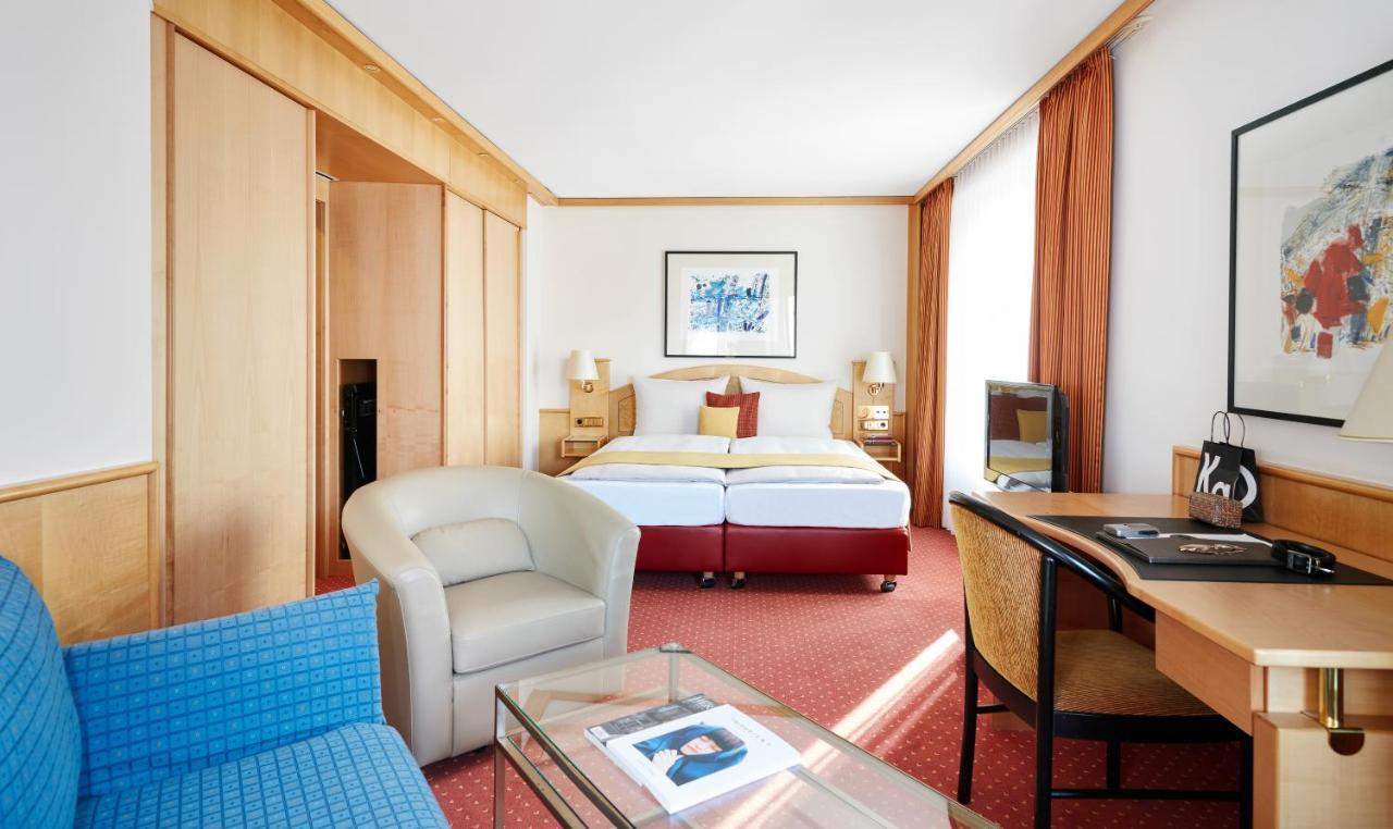 ลีฟวิง โฮเต็ล กรอสเซอร์ คูร์เฟือร์สท Hotel เบอร์ลิน ภายนอก รูปภาพ